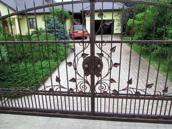 bramy i ogrodzenia kute