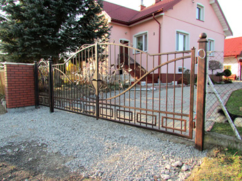 bramy i ogrodzenia kute