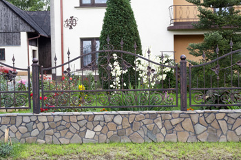 bramy i ogrodzenia kute