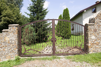 bramy i ogrodzenia kute