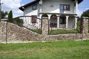 bramy i ogrodzenia kute