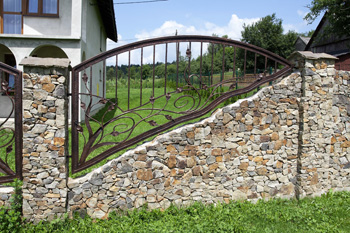 bramy i ogrodzenia kute
