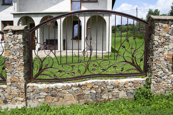 bramy i ogrodzenia kute