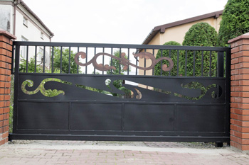 bramy i ogrodzenia kute