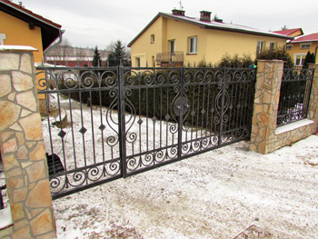 bramy i ogrodzenia kute