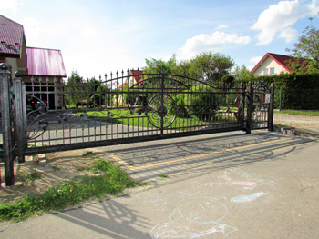 bramy i ogrodzenia kute