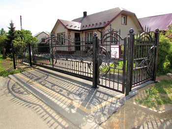 bramy i ogrodzenia kute