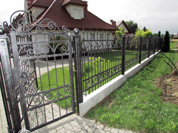 bramy i ogrodzenia kute