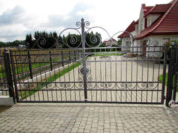 bramy i ogrodzenia kute