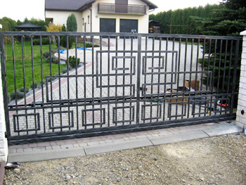 bramy i ogrodzenia kute