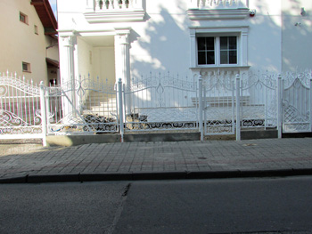 bramy i ogrodzenia kute