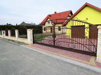 bramy i ogrodzenia kute