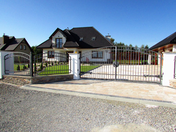 bramy i ogrodzenia kute