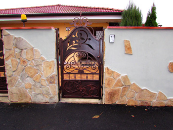 bramy i ogrodzenia kute