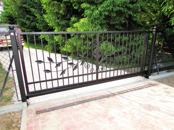 bramy i ogrodzenia kute