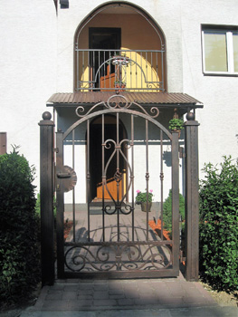 bramy i ogrodzenia kute