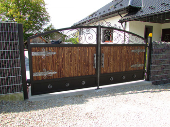 bramy i ogrodzenia kute