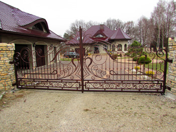 bramy i ogrodzenia kute