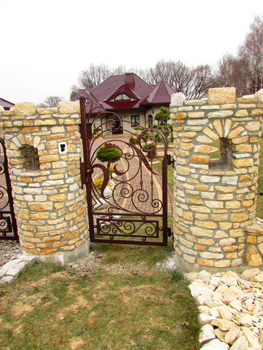 bramy i ogrodzenia kute