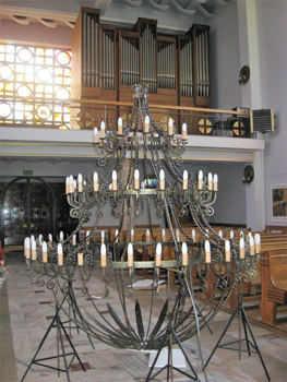 żyrandole do kościoła